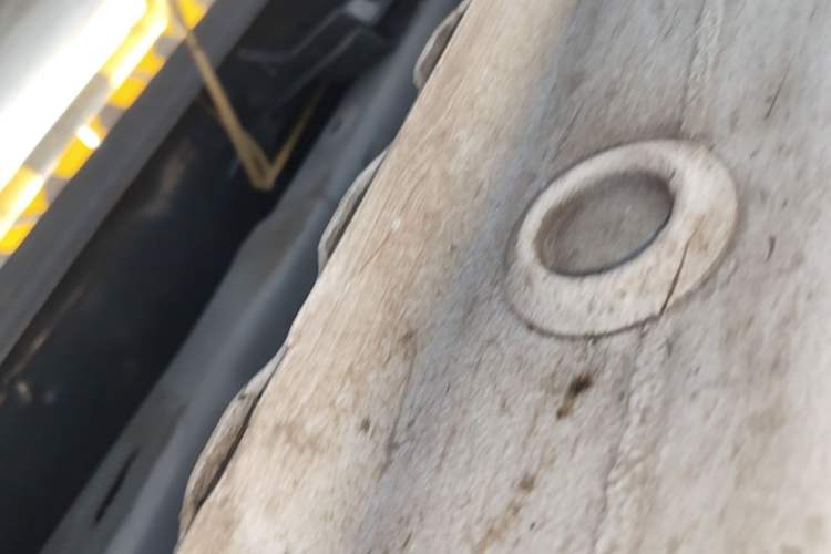 Used Wuling Hongguang New Energy 2024 All-Electric Model 300KM Standard Version Right Side Sill