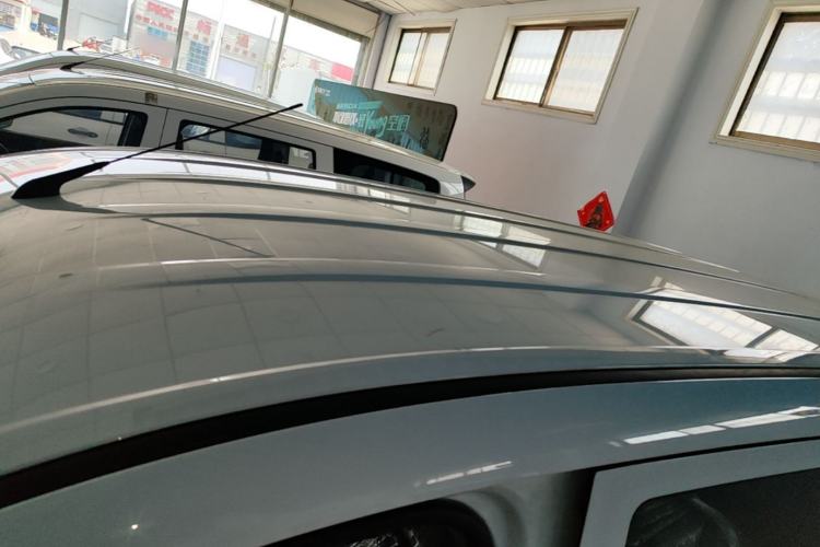 Used Wuling Hongguang New Energy 2024 All-Electric Model 300KM Standard Version Roof