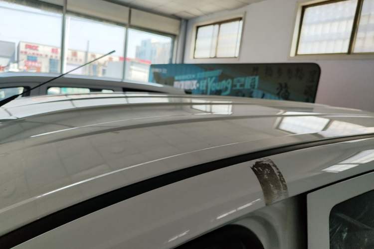 Used Wuling Hongguang New Energy 2024 All-Electric Model 300KM Standard Version Roof