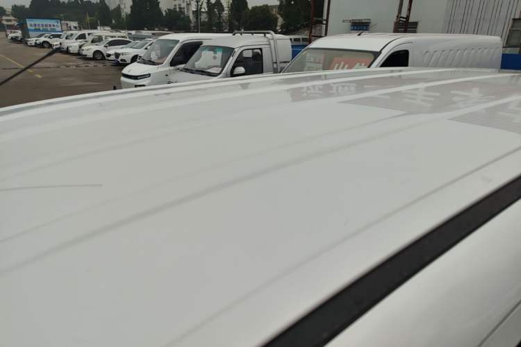 Used Wuling Hongguang New Energy 2024 All-Electric Model 300KM Practical Version Roof