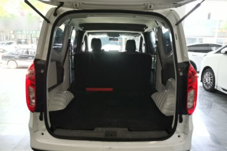 Used Wuling Hongguang New Energy 2024 All-Electric Model 300KM Standard Version Trunk