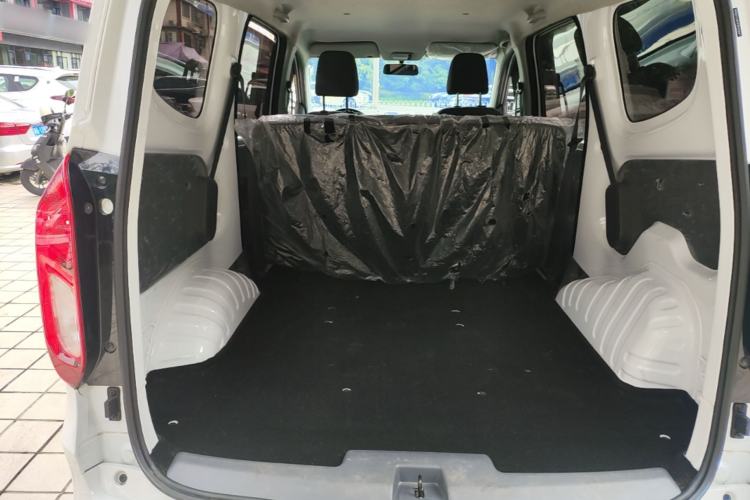 Used Wuling Hongguang New Energy 2024 All-Electric Model 300KM Practical Version Trunk