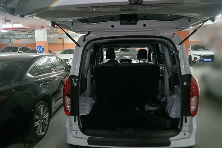 Used Wuling Hongguang New Energy 2024 All-Electric Model 300KM Standard Version Trunk