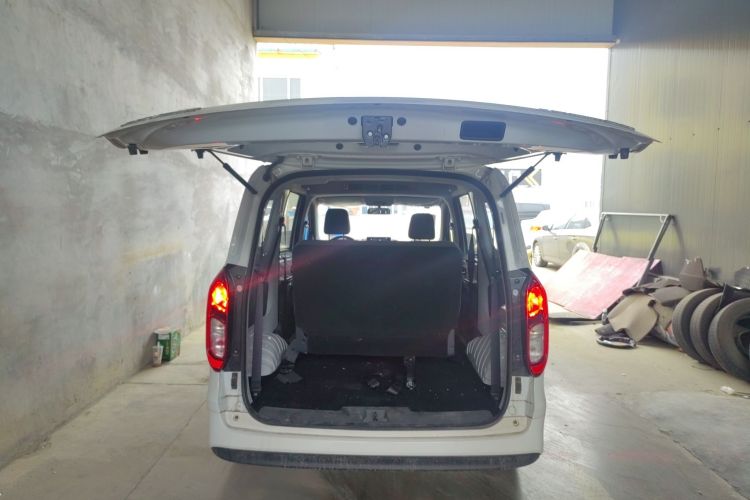 Used Wuling Hongguang New Energy 2024 All-Electric Model 300KM Standard Version Trunk
