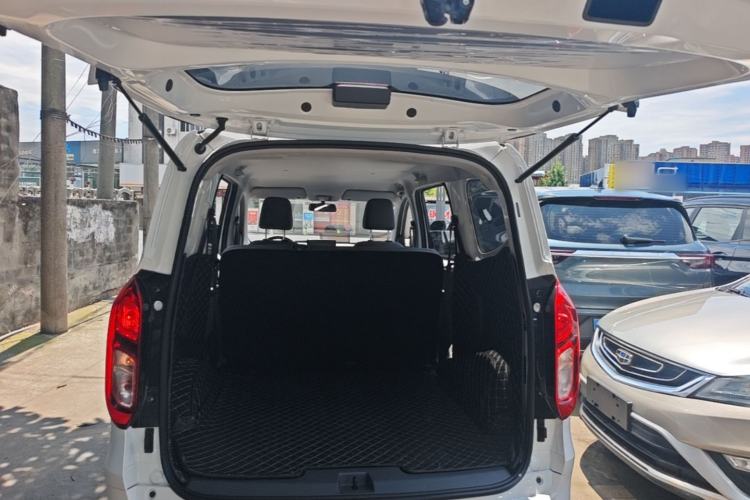 Used Wuling Hongguang New Energy 2024 All-Electric Model 300KM Practical Version Trunk