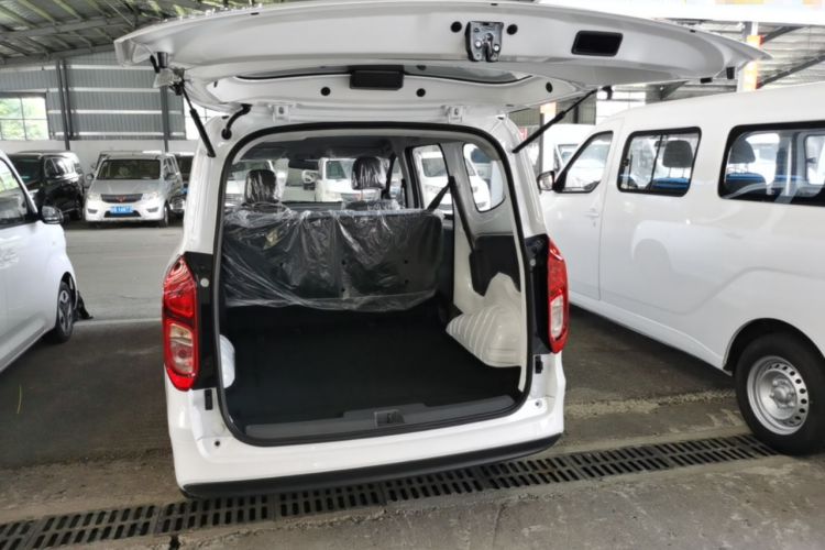 Used Wuling Hongguang New Energy 2024 All-Electric Model 300KM Practical Version Trunk