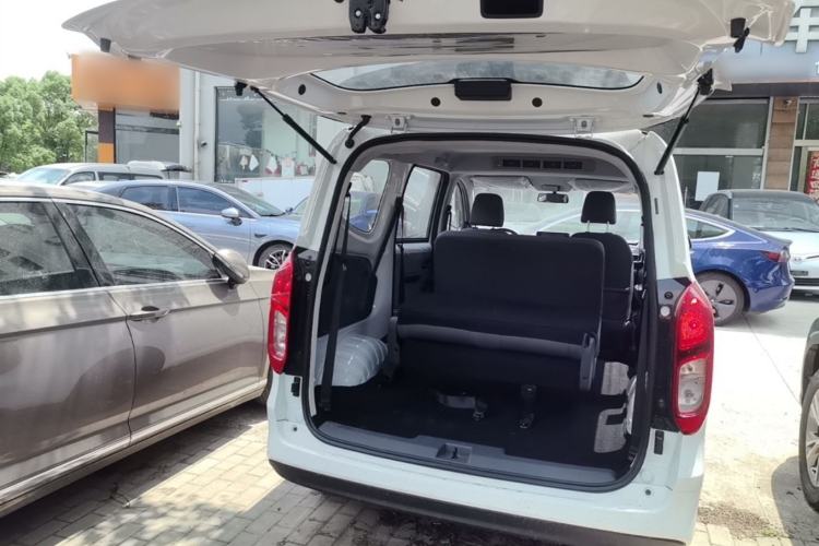 Used Wuling Hongguang New Energy 2024 All-Electric Model 300KM Standard Version Trunk