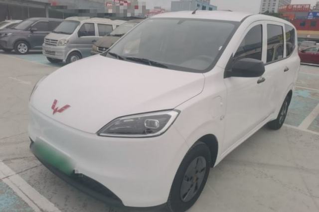Used Wuling Hongguang New Energy 2024 All-Electric Model 300KM Practical Version