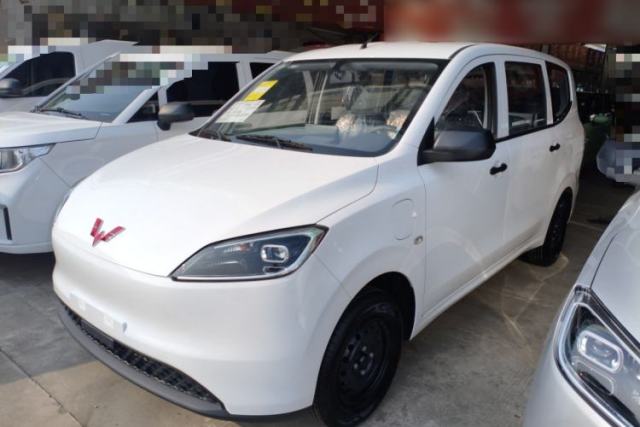 Used Wuling Hongguang New Energy 2024 All-Electric Model 300KM Standard Version