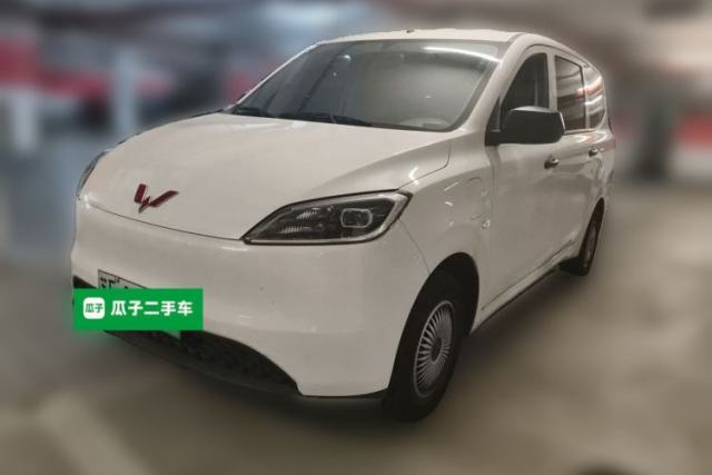 Używany Wuling Hongguang New Energy 2024 All-Electric Model 300KM Standard Version