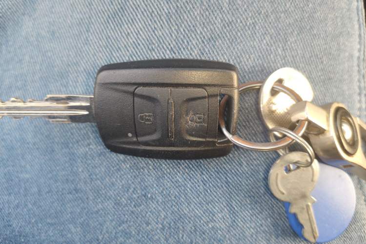 Used Wuling Hongguang New Energy 2024 All-Electric Model 300KM Practical Version Vehicle Key