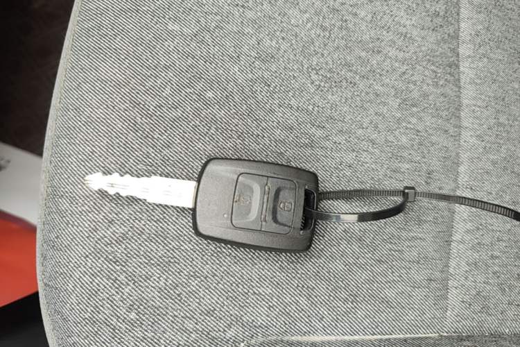 Used Wuling Hongguang New Energy 2024 All-Electric Model 300KM Practical Version Vehicle Key