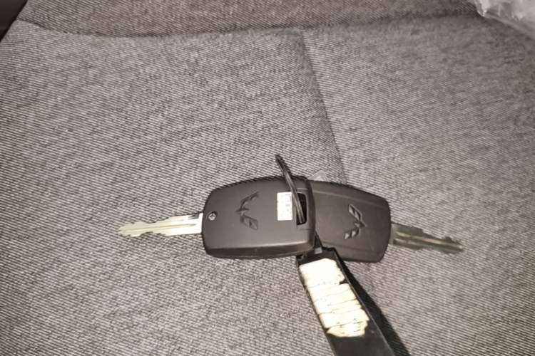 Used Wuling Hongguang New Energy 2024 All-Electric Model 300KM Standard Version Vehicle Key
