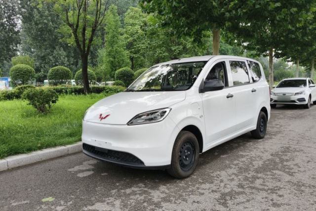Used Wuling Hongguang New Energy 2024 All-Electric Model 300KM Standard Version