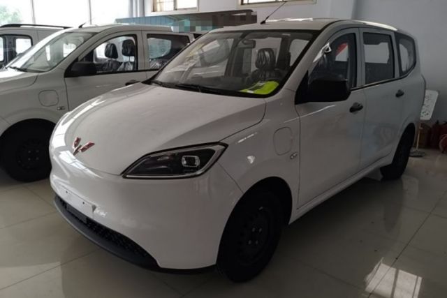 Used Wuling Hongguang New Energy 2024 All-Electric Model 300KM Standard Version