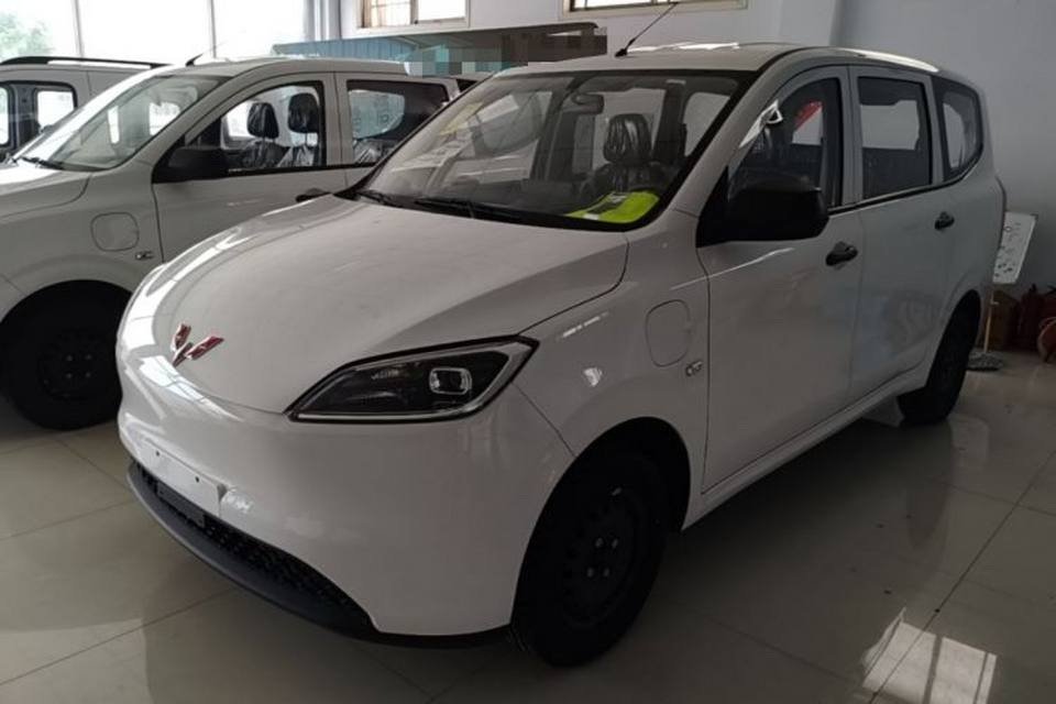 Wuling Hongguang New Energy 2024