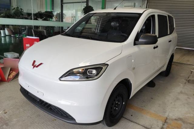 Used Wuling Hongguang New Energy 2024 All-Electric Model 300KM Standard Version