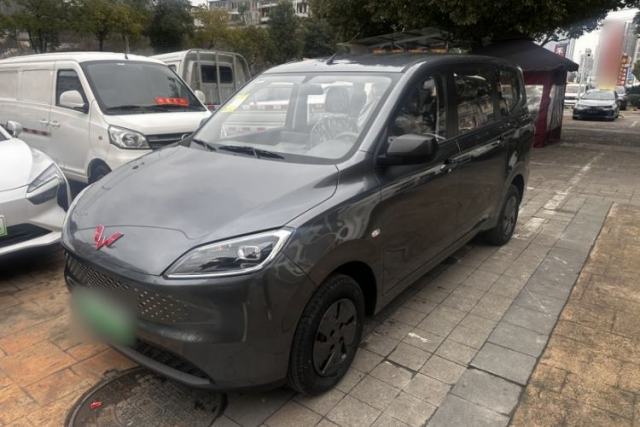 Used Wuling Hongguang New Energy 2025 Extended-Range Hybrid 50KM Comfort Version