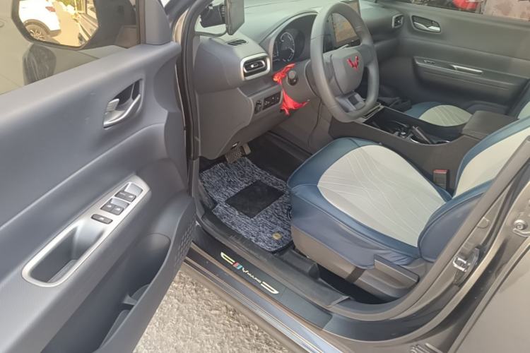 Used Wuling Hongguang New Energy 2025 Extended-Range Hybrid 50KM Comfort Version Driver Seat