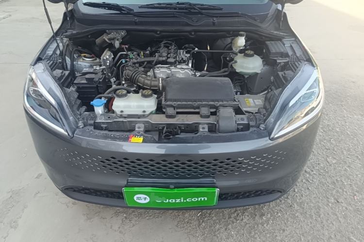 Used Wuling Hongguang New Energy 2025 Extended-Range Hybrid 50KM Comfort Version Engine Bay
