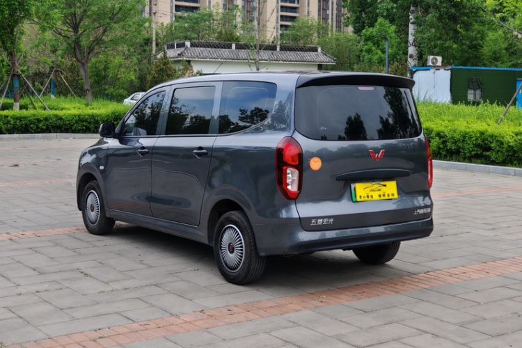 Used Wuling Hongguang New Energy 2025 Extended-Range Hybrid 50 km Utility Version Exterior 1