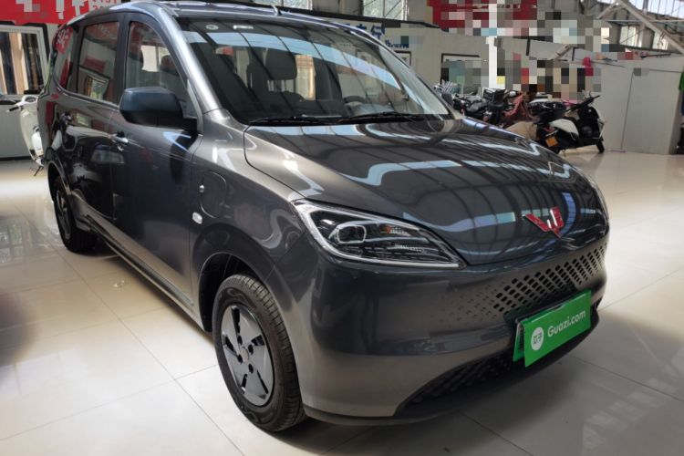 Used Wuling Hongguang New Energy 2025 Extended-Range Hybrid 50KM Comfort Version Front Right 45 Deg