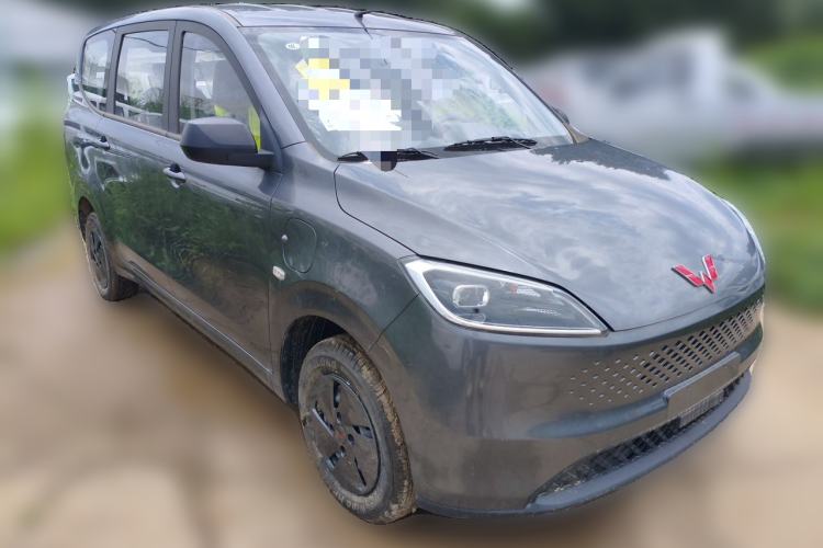 Used Wuling Hongguang New Energy 2025 Extended-Range Hybrid 50KM Comfort Version Front Right 45 Deg