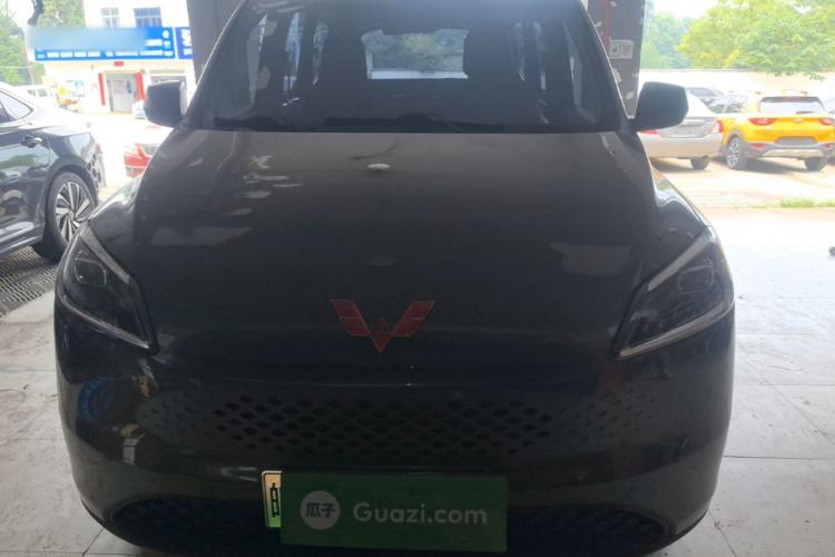 Used Wuling Hongguang New Energy 2025 Extended-Range Hybrid 50 km Standard Version Front
