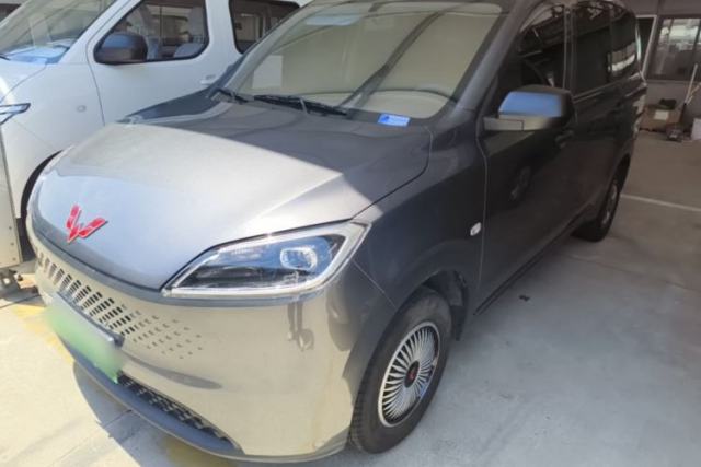 Used Wuling Hongguang New Energy 2025 Extended-Range Hybrid 50 km Utility Version