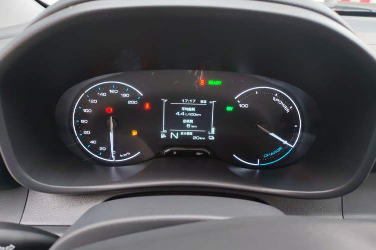 Used Wuling Hongguang New Energy 2025 Extended-Range Hybrid 50 km Standard Version Instrument Cluster