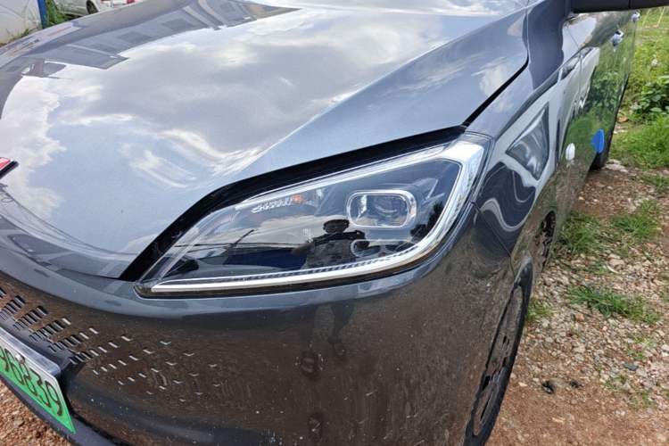 Used Wuling Hongguang New Energy 2025 Extended-Range Hybrid 50KM Comfort Version Left Front Headlight