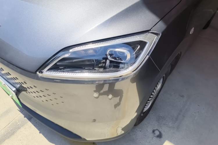 Used Wuling Hongguang New Energy 2025 Extended-Range Hybrid 50 km Utility Version Left Front Headlight