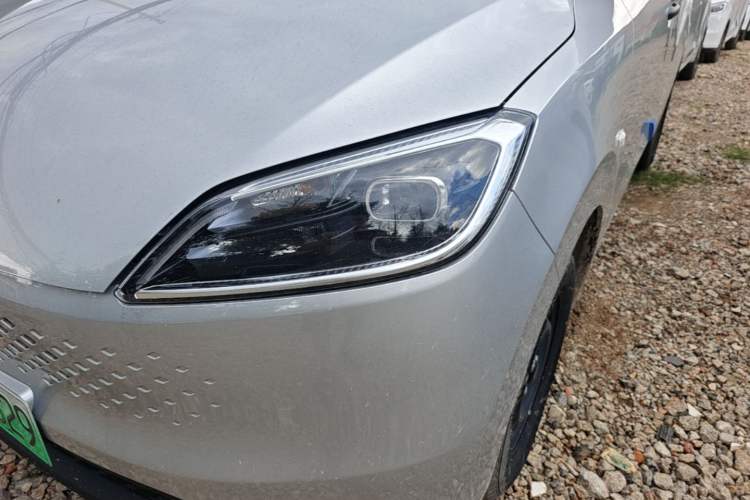 Used Wuling Hongguang New Energy 2025 Extended-Range Hybrid 50 km Standard Version Left Front Headlight