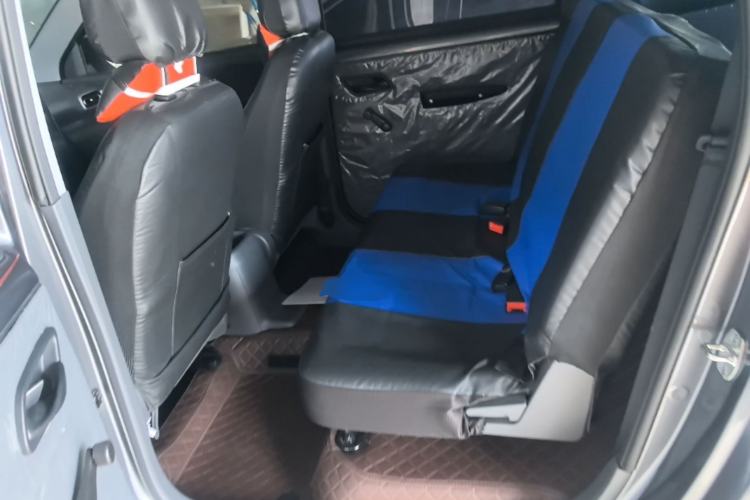 Used Wuling Hongguang New Energy 2025 Extended-Range Hybrid 50 km Standard Version Left Rear Seat