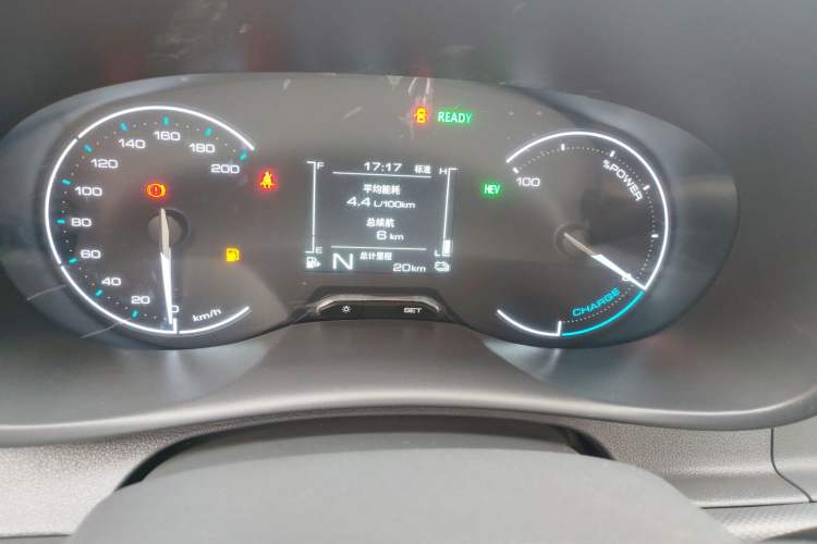 Used Wuling Hongguang New Energy 2025 Extended-Range Hybrid 50 km Standard Version Odometer Close Up