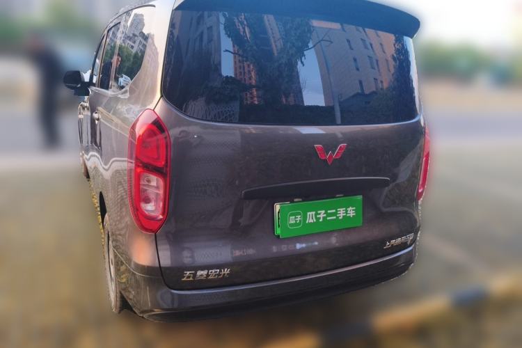 Used Wuling Hongguang New Energy 2025 Model Range-Extending Hybrid 150KM Standard Edition Rear