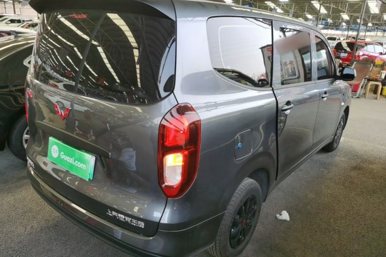 Used Wuling Hongguang New Energy 2025 Extended-Range Hybrid 50 km Standard Version Rear Right 45 Deg