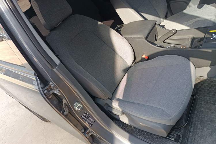 Used Wuling Hongguang New Energy 2025 Extended-Range Hybrid 50 km Utility Version Right Front Seat
