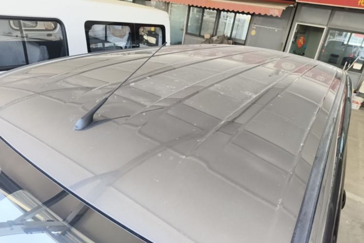 Used Wuling Hongguang New Energy 2025 Extended-Range Hybrid 50 km Utility Version Roof
