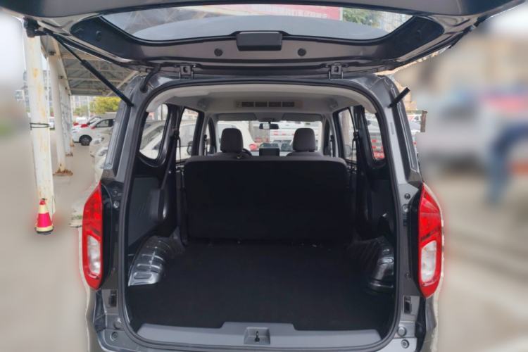 Used Wuling Hongguang New Energy 2025 Extended-Range Hybrid 50 km Standard Version Trunk