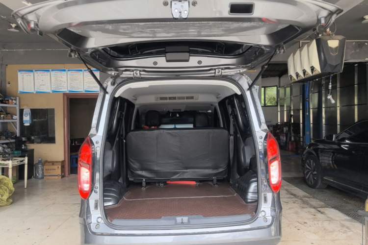 Used Wuling Hongguang New Energy 2025 Extended-Range Hybrid 50 km Standard Version Trunk