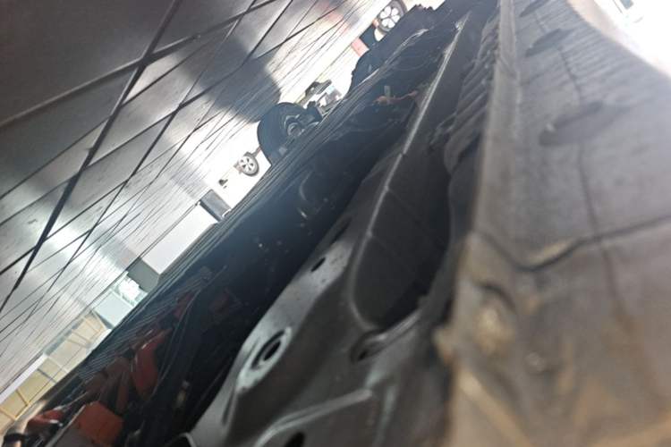 Used Wuling Hongguang New Energy 2025 Extended-Range Hybrid 50 km Utility Version Chassis Front Right