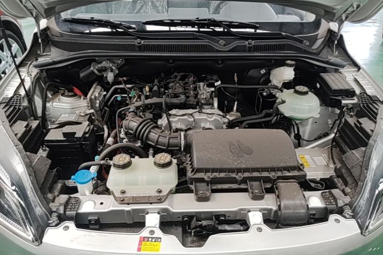 Used Wuling Hongguang New Energy 2025 Extended-Range Hybrid 50 km Standard Version Engine Bay