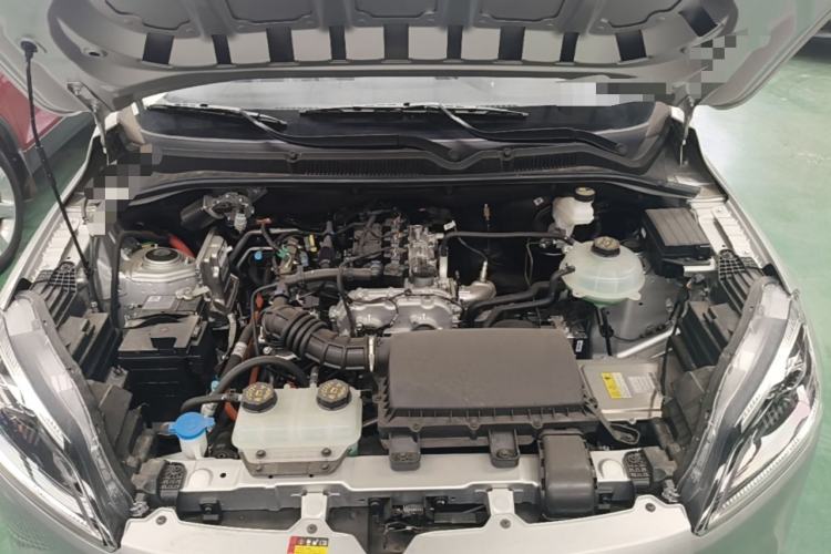 Used Wuling Hongguang New Energy 2025 Extended-Range Hybrid 50 km Standard Version Engine Bay