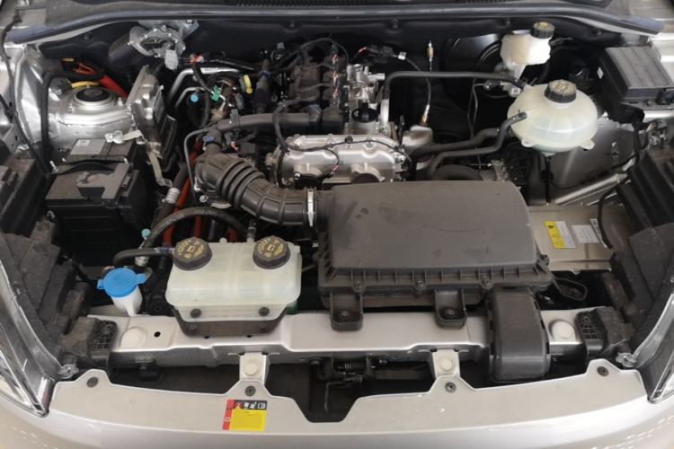 Used Wuling Hongguang New Energy 2025 Extended-Range Hybrid 50 km Standard Version Engine Bay