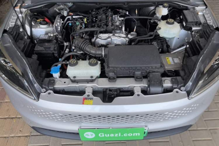 Used Wuling Hongguang New Energy 2025 Extended-Range Hybrid 50 km Standard Version Engine Bay