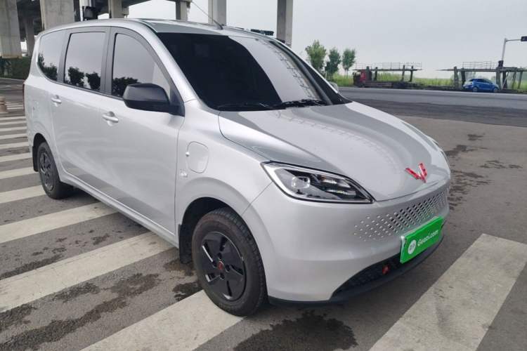 Used Wuling Hongguang New Energy 2025 Extended-Range Hybrid 50KM Comfort Version Exterior 1