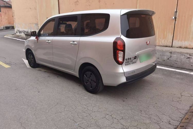 Used Wuling Hongguang New Energy 2025 Extended-Range Hybrid 50KM Comfort Version Exterior 4