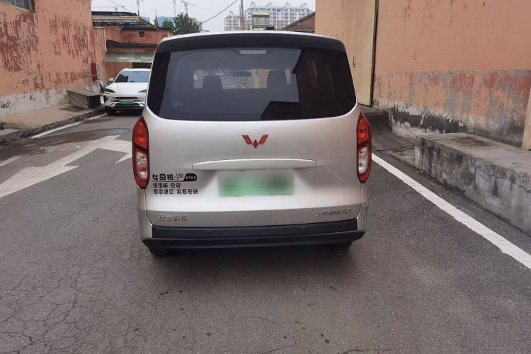 Used Wuling Hongguang New Energy 2025 Extended-Range Hybrid 50KM Comfort Version Exterior 6