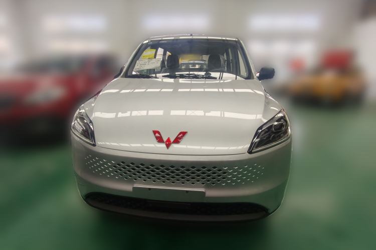 Used Wuling Hongguang New Energy 2025 Extended-Range Hybrid 50 km Standard Version Front